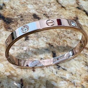 Rose Gold Motif Diamond Bangle